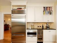 Как удачно разместить холодильник в маленькой кухне: простые решения сложной задачи Как поместить холодильник в маленькой кухне